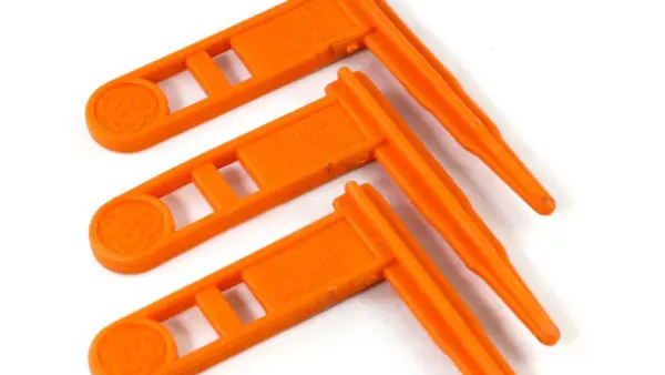 BRO-Chamber Flag ( 3 Pack)